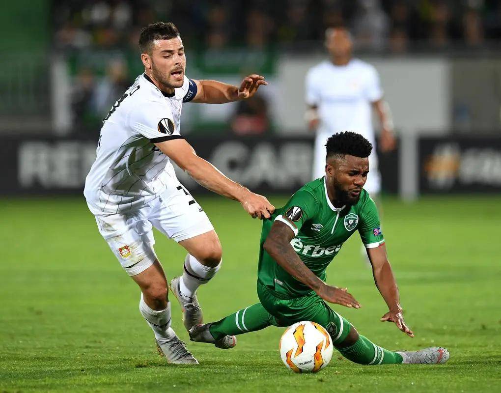 本菲卡凭借 本菲卡凭借